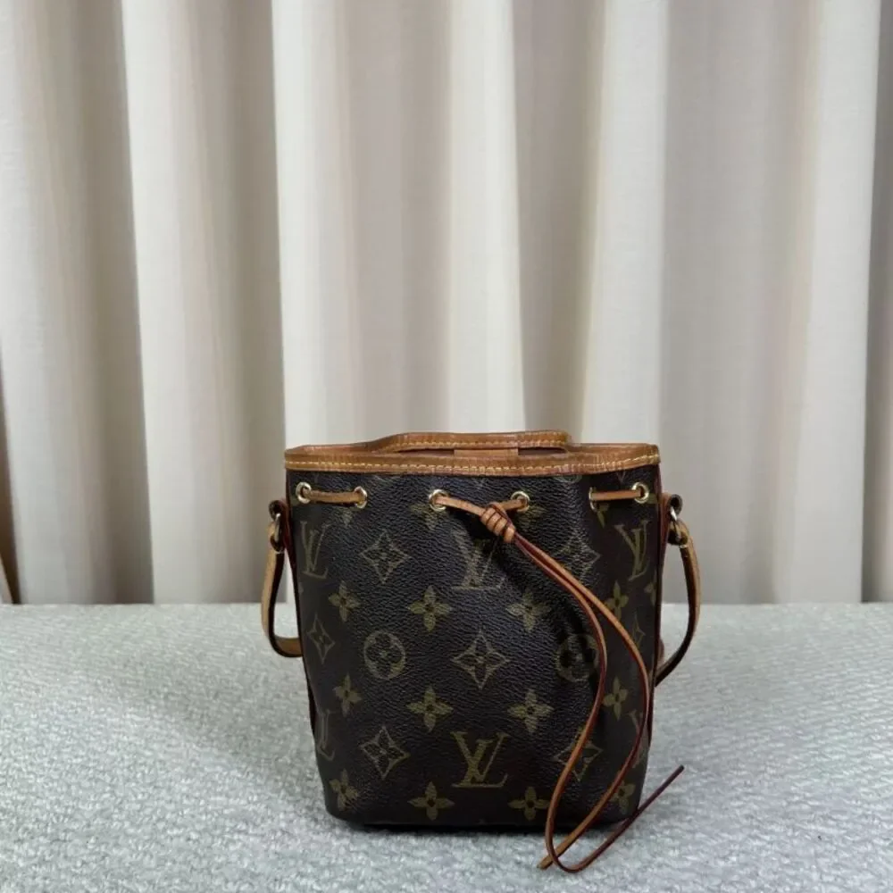 Louis Vuitton Women Pre-Loved Bag Very Good Condition